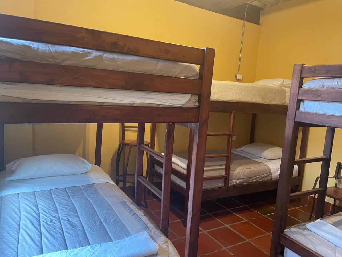 Hostal Casa Astromelia Bogotá Extérieur photo