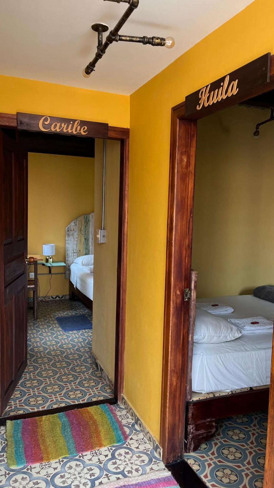 Hostal Casa Astromelia Bogotá Extérieur photo