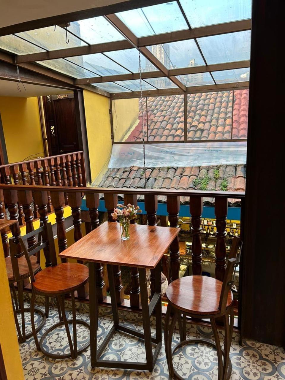 Hostal Casa Astromelia Bogotá Extérieur photo